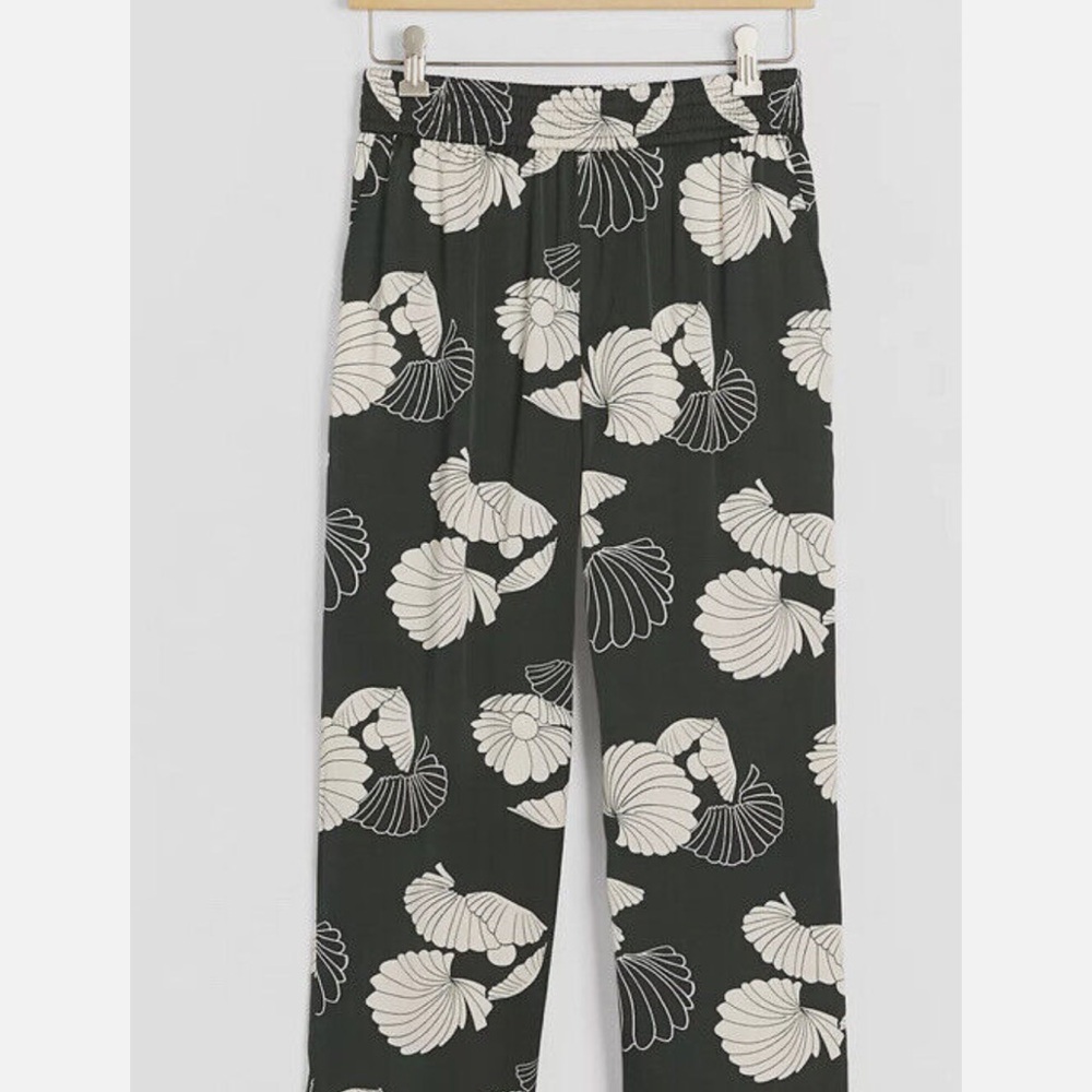 Floral Print Black Pants